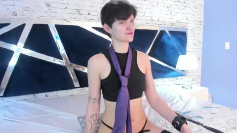 Snapshot of arabellablue chatting on November 9, 2025, 7:34 pm ArabellaBlue online show from November 9, 2025, 7:34 pm