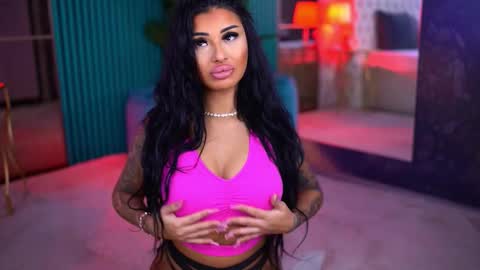 arabellaposh online show from January 17, 2026, 6:07 am