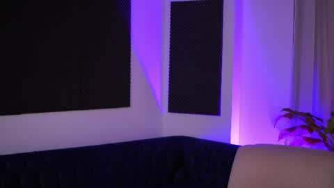 Snapshot of arabian_beautyy chatting on June 11, 2026, 7:23 pm IsaBella online show from June 11, 2026, 7:23 pm