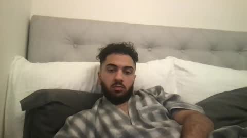 arabicforyou69 online show from April 1, 2026, 9:34 pm