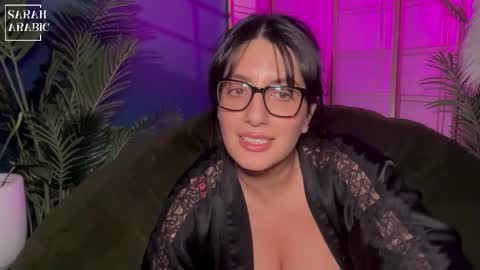 Snapshot of arabicslavegirl chatting on December 23, 2025, 12:52 am Sarah Arabic online show from December 23, 2025, 12:52 am
