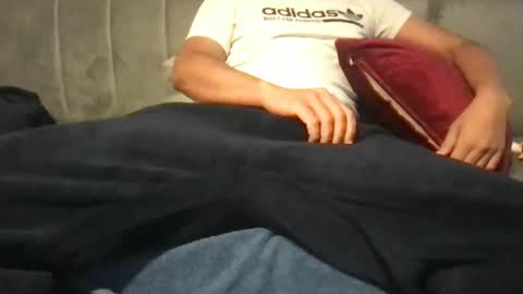 arabstraightxl21 online show from October 5, 2025, 12:03 pm