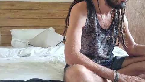 Arabian Tarazan online show from May 10, 2026, 11:48 am