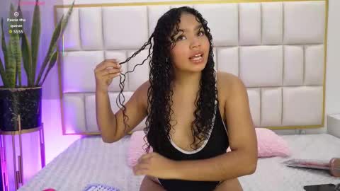   online show from December 19, 2025, 5:03 am