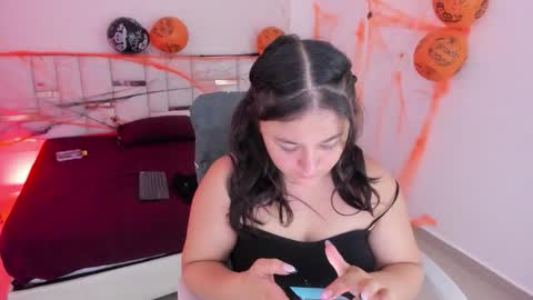 Snapshot of aradia_kiss chatting on October 15, 2025, 9:04 pm aradia_kiss online show from October 15, 2025, 9:04 pm