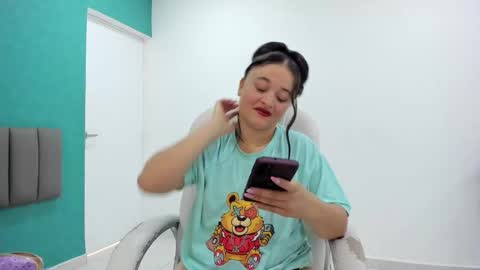 Snapshot of aradia_kiss chatting on October 22, 2025, 6:29 pm aradia_kiss online show from October 22, 2025, 6:29 pm