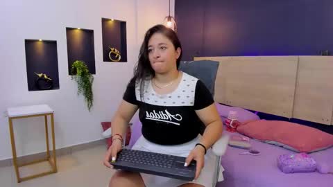 Snapshot of aradia_kiss chatting on November 2, 2025, 12:40 pm aradia_kiss online show from November 2, 2025, 12:40 pm