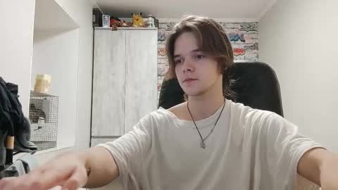 Snapshot of arcanetracer chatting on December 4, 2025, 8:39 pm Daniel online show from December 4, 2025, 8:39 pm