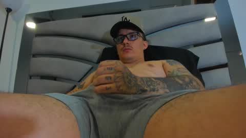 Snapshot of archie_1234 chatting on January 18, 2026, 12:36 am Archie online show from January 18, 2026, 12:36 am