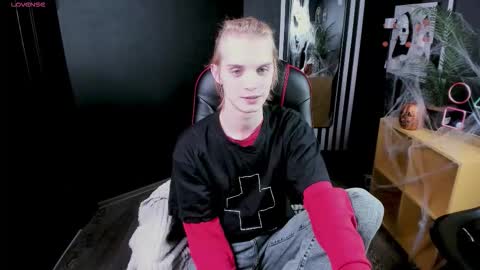 Snapshot of archiehali chatting on October 29, 2025, 3:36 pm archiehali online show from October 29, 2025, 3:36 pm