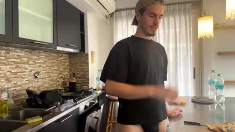 Archie online show from November 8, 2025, 8:51 pm