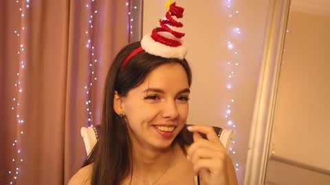 My name is Kelly online show from December 12, 2024, 2:44 pm