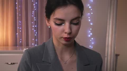 My name is Kelly online show from January 21, 2025, 6:02 pm