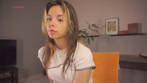 My name is Kelly online show from September 8, 2025, 2:27 pm