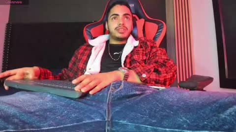 Snapshot of ares_pain_ chatting on May 12, 2026, 4:09 am ares_pain_ online show from May 12, 2026, 4:09 am