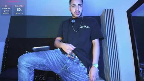 Snapshot of ares_pain_ chatting on May 19, 2026, 2:51 am ares_pain_ online show from May 19, 2026, 2:51 am