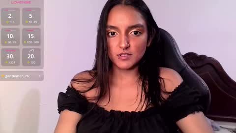 Bella online show from September 30, 2025, 10:26 pm