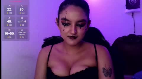 Bella online show from November 1, 2025, 12:56 am