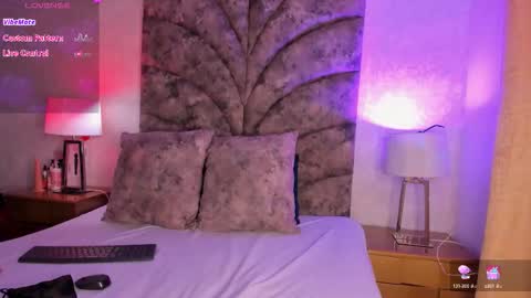 Arianna Baker online show from October 11, 2025, 7:23 pm