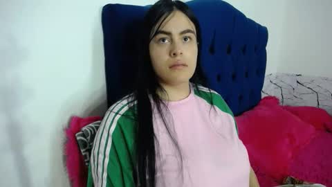 ARIANNA  online show from April 22, 2026, 8:21 pm