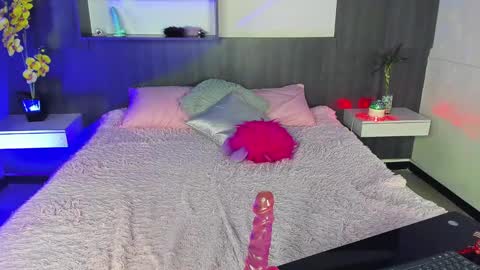 Ari  online show from February 8, 2025, 4:14 am