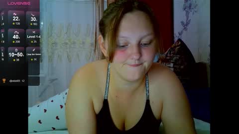 Snapshot of aria__dark chatting on September 22, 2025, 9:06 pm Aria online show from September 22, 2025, 9:06 pm