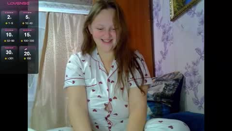 Snapshot of aria__dark chatting on October 11, 2025, 9:35 pm Aria online show from October 11, 2025, 9:35 pm