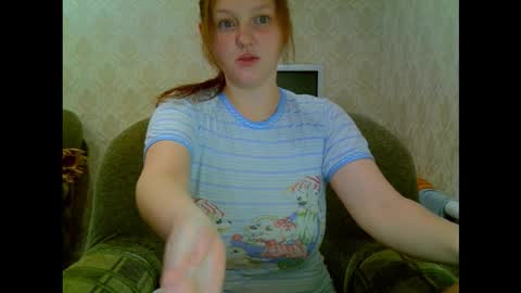 Snapshot of aria__dark chatting on November 16, 2025, 9:42 pm Aria online show from November 16, 2025, 9:42 pm