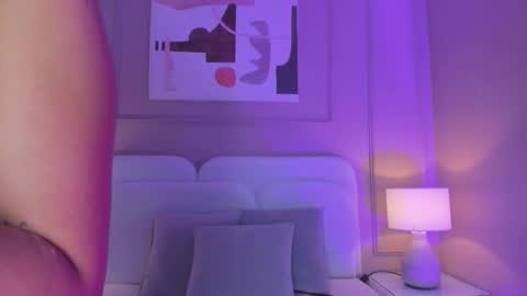 Aria  online show from September 16, 2025, 3:40 am