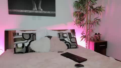 aria lush online show from February 2, 2026, 5:55 pm