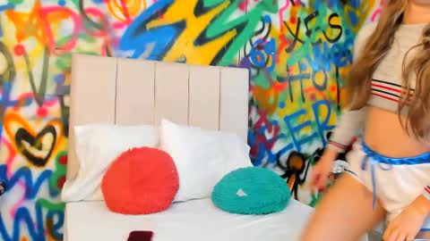 Snapshot of aria_martiin chatting on March 18, 2026, 3:04 pm aria online show from March 18, 2026, 3:04 pm