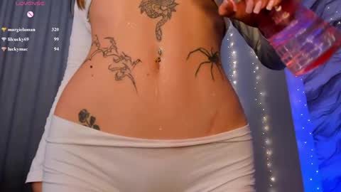 aria_mila online show from April 23, 2026, 12:29 pm
