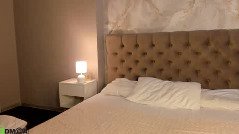 aria_mila online show from May 18, 2026, 3:02 am