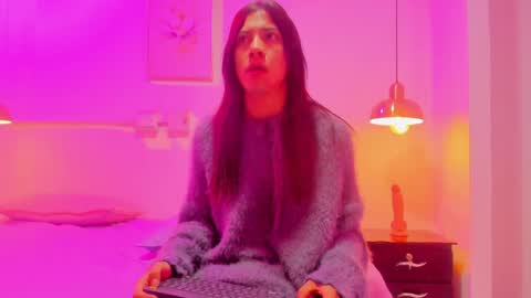aria_millers1 online show from April 27, 2026, 10:57 am