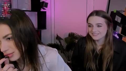 Luna online show from November 5, 2025, 5:51 am