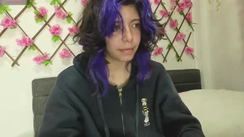 aria_silk online show from April 3, 2026, 1:58 am