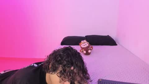 Aria and Orien online show from February 14, 2026, 2:36 pm