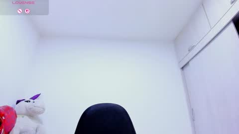 ariacoral online show from June 26, 2026, 1:59 pm