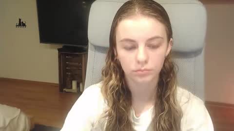 AriaCreazy online show from October 14, 2025, 8:53 pm