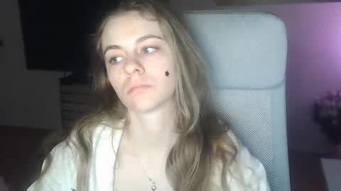 Snapshot of ariacreazy chatting on April 6, 2026, 8:21 pm AriaCreazy online show from April 6, 2026, 8:21 pm