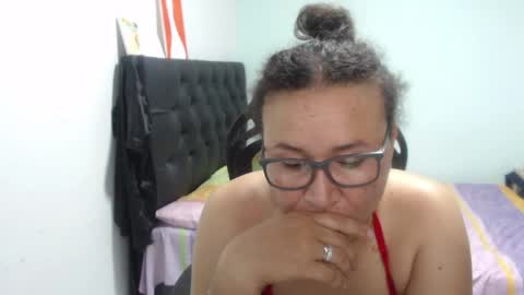 ...Ariana... online show from May 6, 2026, 4:56 pm