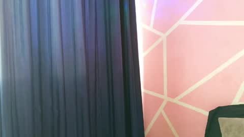 dafna lorens  online show from May 12, 2026, 7:00 pm