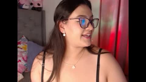 Snapshot of ariadna_martin chatting on March 6, 2026, 4:09 am Ari online show from March 6, 2026, 4:09 am