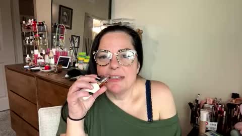 ariadnecox01 online show from May 8, 2026, 4:23 pm