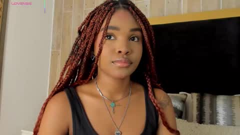 Snapshot of ariafoster chatting on October 19, 2025, 11:38 pm Aria Foster online show from October 19, 2025, 11:38 pm