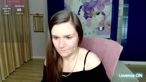 AriaGray online show from April 27, 2026, 7:01 pm