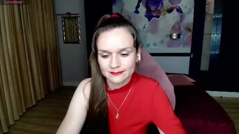 AriaGray online show from June 25, 2026, 8:24 pm