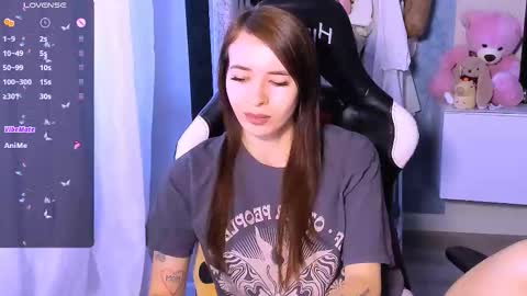 Ari online show from September 15, 2025, 4:23 am