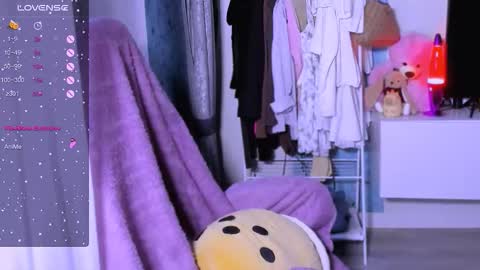 Ari online show from October 25, 2025, 5:26 am