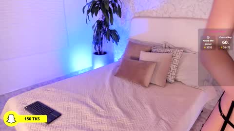 Aria online show from October 24, 2025, 9:00 pm